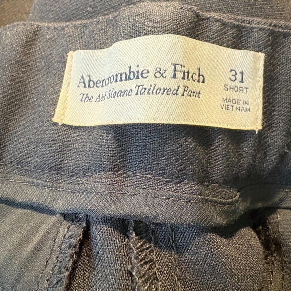 Women's A&F Sloane Tailored Wide Leg Pant - Picture 2 of 4